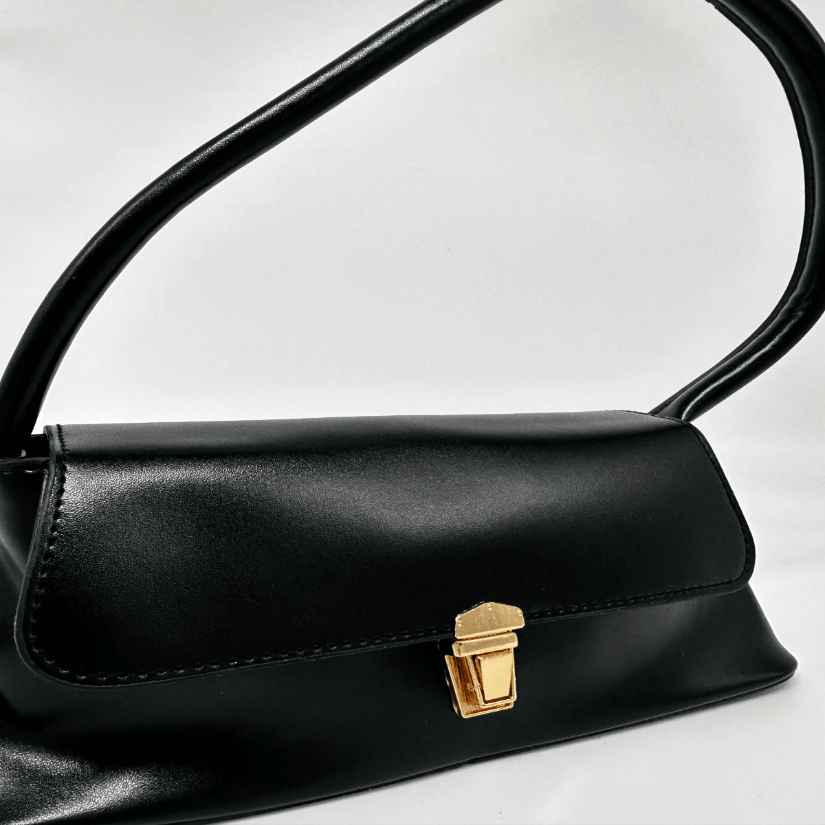 Sofisticirana torba za nošenje preko ramena