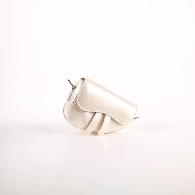 Bež biserna torbica KA08